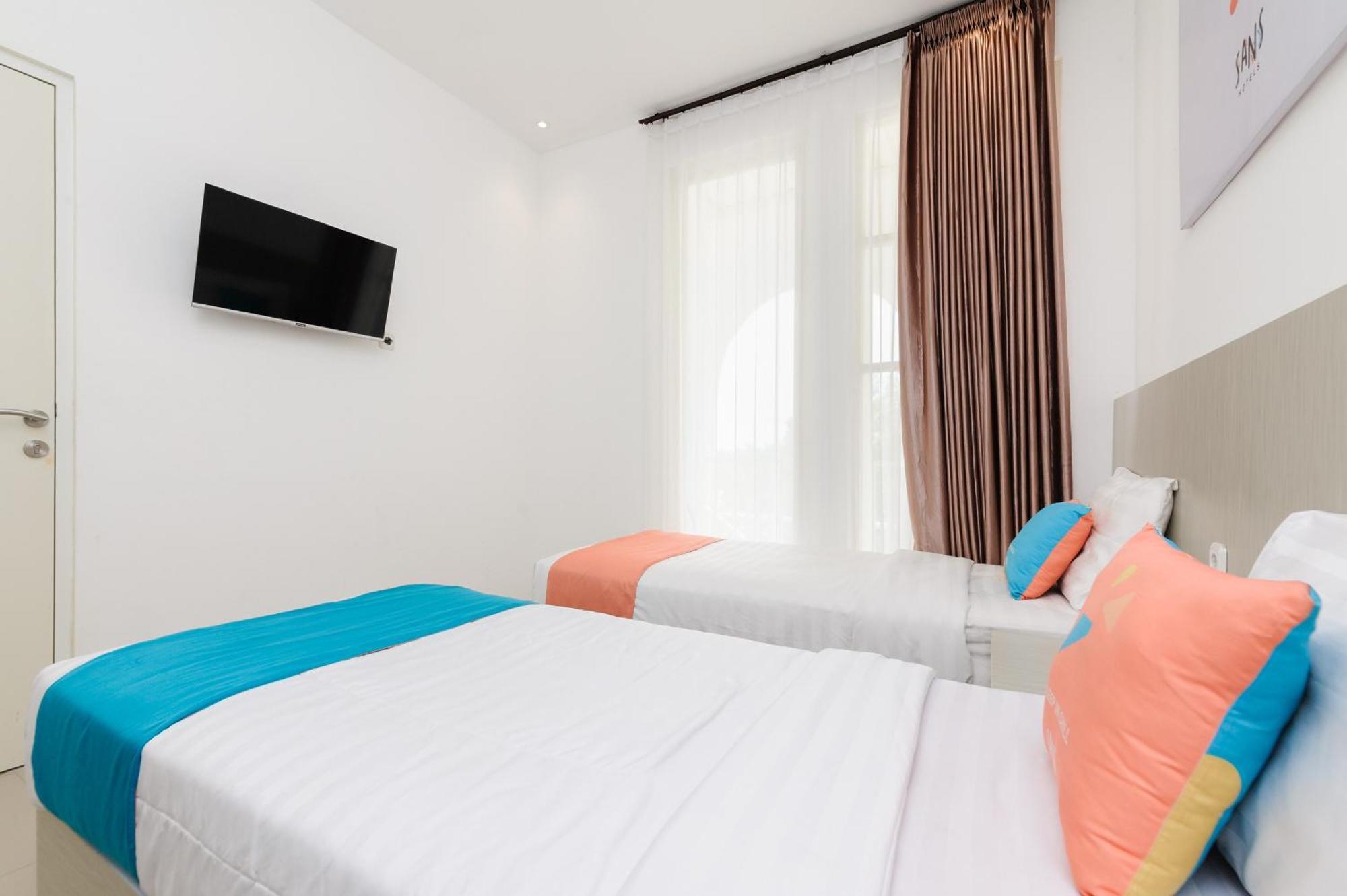 Sans Hotel La Vida Malang Ngadipuro Extérieur photo