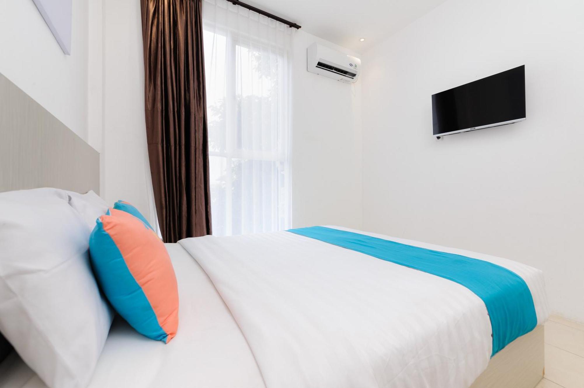 Sans Hotel La Vida Malang Ngadipuro Extérieur photo